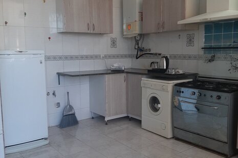 آپارتمان مبله دو خواب طبقه اول در مطهری