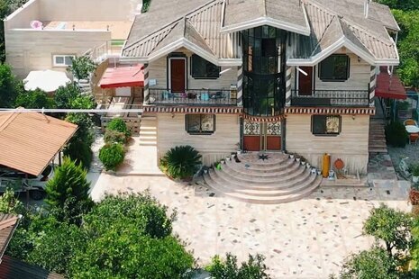 واحد استخردار طبقه همکف ویلا در رامسر