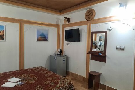 اتاق دو نفره در هتل سنتی در یزد