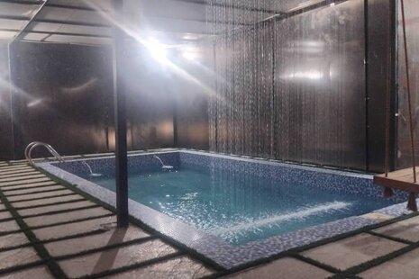 ویلا دوبلکس استخردار دو خواب در چهارباغ