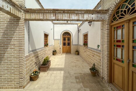 اتاق دو نفره دبل کوئین در هتل سنتی کاشان