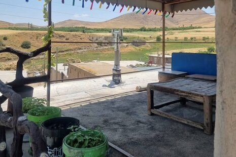 اتاق (1) در اقامتگاه بومگردی درمهاباد