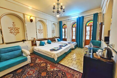 اتاق گلدخت در هتل اصفهان