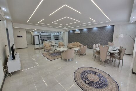 آپارتمان 3 خواب تاکستان 1 در شیراز