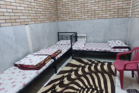 اتاق چهار تخته در مهمانپذیر تهران
