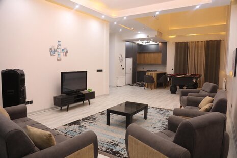 ویلا دوبلکس استخردار مبله سه خواب ماتریکس در چهارباغ