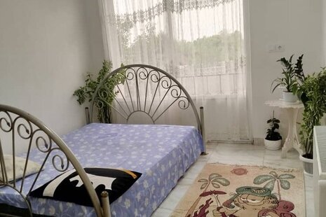 واحد مبله دوخواب طبقه اول ویلا بال پرواز در رشت