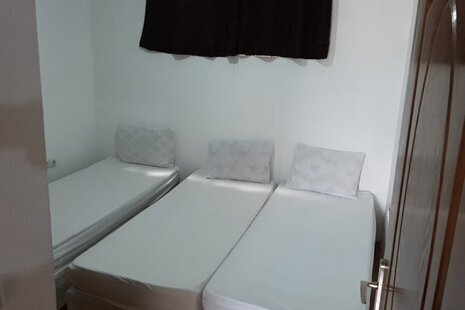 آپارتمان دو خواب نیما یوشیج در مشهد