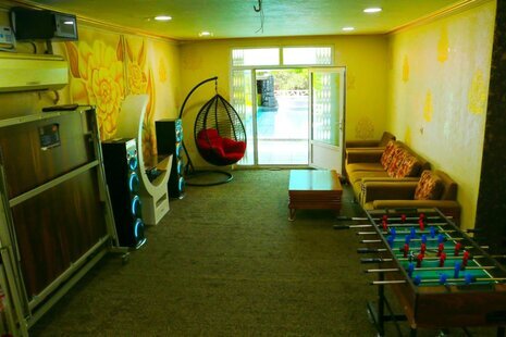 ویلا استخردار دو خواب مبله پارسا در دزفول