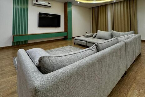 کاخ ویلا مبله تریپلکس سه خواب استخردار اعیان نشین در کیش