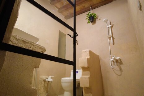 واحد تک خواب سارون در اقامتگاه بومگردی بندر لافت