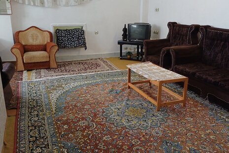 واحد مبله دوخواب در طبقه همکف ویلا در قائم شهر