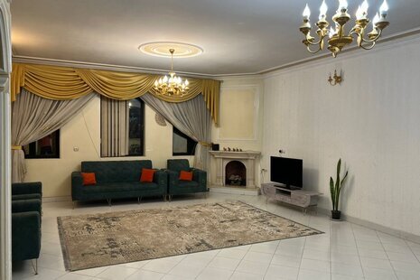 آپارتمان مبله دوخواب طبقه اول در شیراز