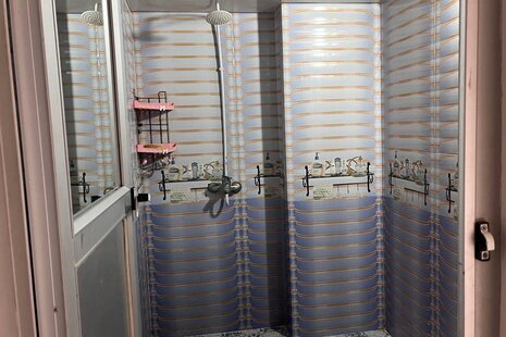 واحد مبله دوخواب در طبقه همکف ویلا خلیلی بابل