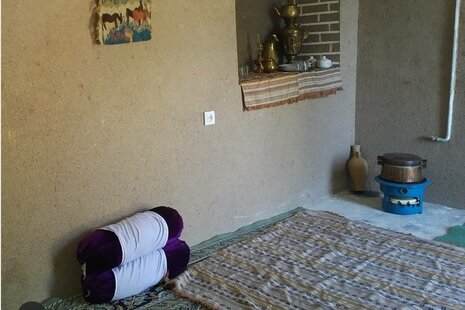 اتاق 5 نفره در اقامتگاه بومگردی روستای فرومد شاهرود