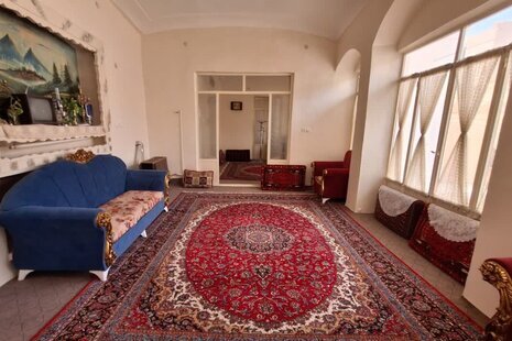 خانه سنتی ویلایی در کاشان