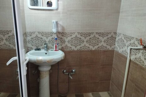 سوئیت مبله در طبقه همکف در شهرکرد
