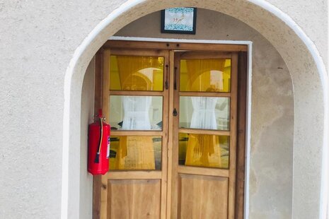 اتاق 3 تخته شهرود در اقامتگاه بومگردی در کاشان