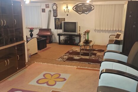 واحد مبله دو خواب در طبقه همفک ویلا در بابلسر