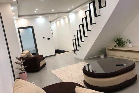 ویلا تریپلکس استخردار 3 خواب مبله در بندر انزلی