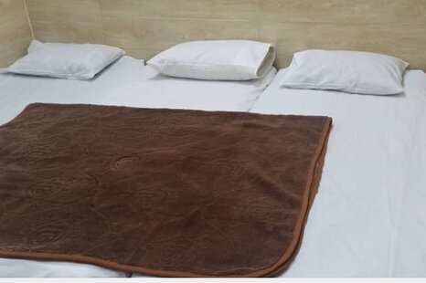 واحد تکخواب(5نفره) در هتل آپارتمان در مشهد