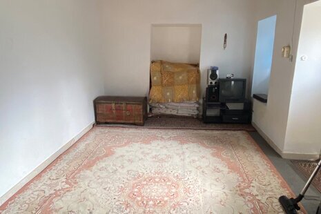 اتاق هخامنشیان در اقامتگاه بومگردی گلوگاه