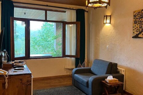 واحد تیکا در اقامتگاه بومگردی تنکابن