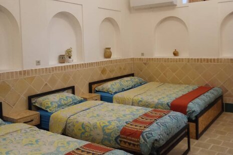 اتاق اشراقها در بومگردی یزد