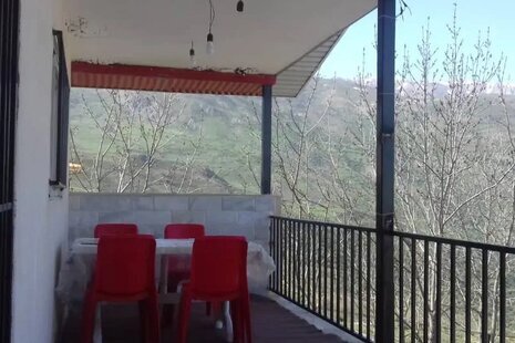 واحد مبله دوخواب فیلبند در طبقه دوم ویلای آمل