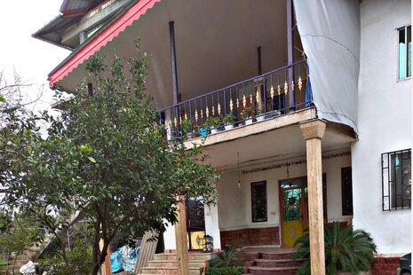 واحد دو خواب انصاری در طبقه اول ویلا رامسر