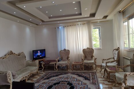 واحد مبله تکخواب در طبقه دوم ویلا در فومن
