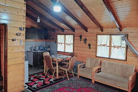 کلبه چوبی تکخواب جکوزی آرامش در سوادکوه