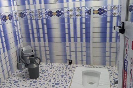 واحد تکخواب در طبقه ی دوم اقامتگاه بومگردی تنکابن