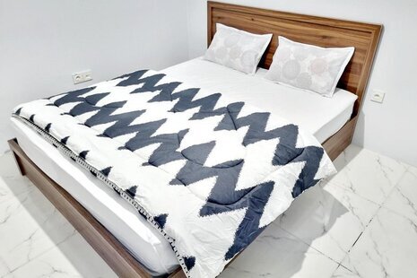 آپارتمان مبله دو خواب ارغوان 8 در شیراز