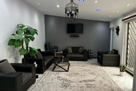 ویلا استخردار مبله تکخواب یاس 3 در چهارباغ