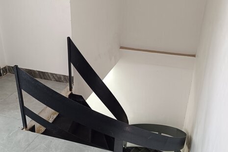 ویلا مبله دوبلکس دوخواب استخردار سپیدار در چهارباغ