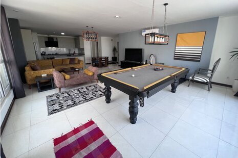 آپارتمان مبله دو خواب ساحلی در کیش