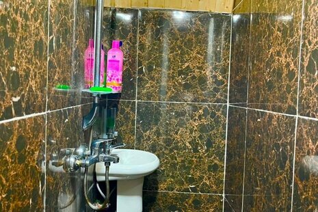 کلبه دوخواب چوبی عابدی در سوادکوه