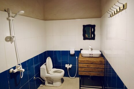 سوئیت کالینگ در اقامتگاه بومگردی بندر لافت