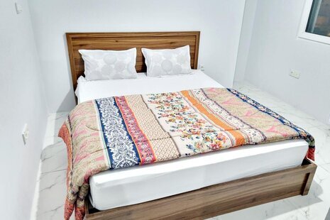 آپارتمان مبله دو خواب ارغوان 4 در شیراز