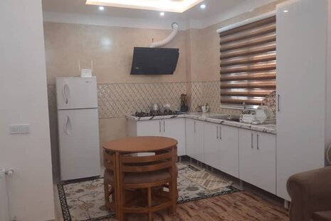 واحد مبله دوخواب در طبقه همکف ویلا  کاسپین در پره سر