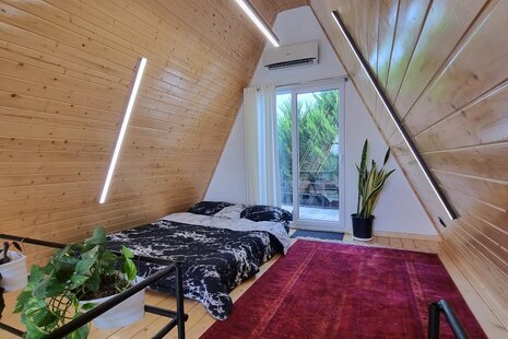 کلبه سوئیسی دوخواب مدرن در نمک آبرود