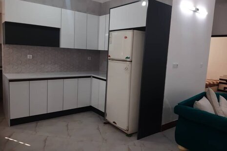 واحد در طبقه همکف مانلی شیرگاه