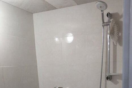 سوئیت کاج در شاهرود