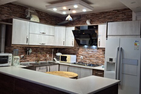 آپارتمان تکخواب مبله در ورامین