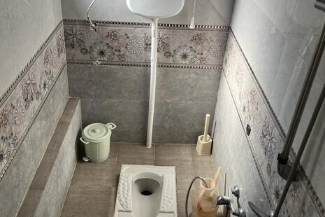 واحد تکخواب در طبقه اول کلبه شیرگاه