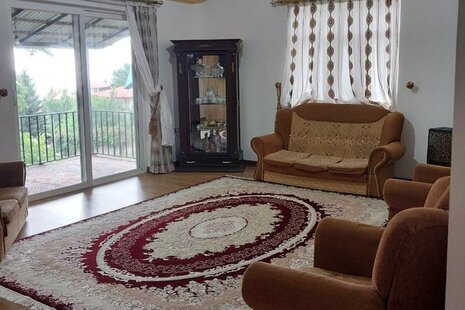 واحد تکخواب در طبقه اول ویلای کلاردشت