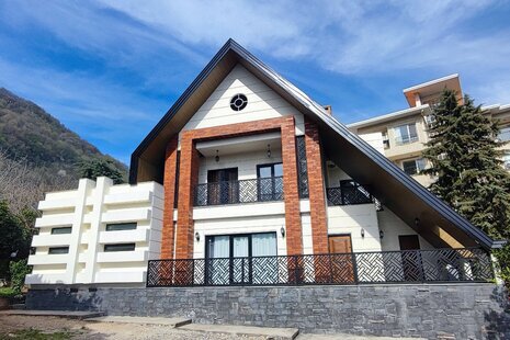 ویلا دوبلکس سه خواب استخر آب گرم سرو در رامسر