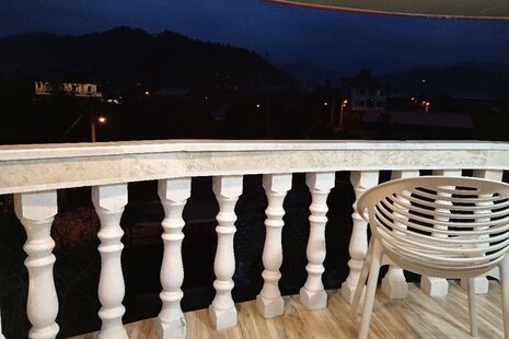 واحد تکخواب گیلدا در طبقه دوم ویلا در رودسر