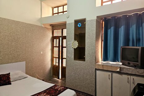 اتاق 12 متری گلبهار 8 دراقامتگاه بوم گردی اصفهان